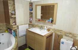 Vanzare apartament cu 3 camere, 63 mp, finisaje moderne, zona Plopilor!