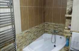 Vanzare apartament cu 3 camere, 63 mp, finisaje moderne, zona Plopilor!