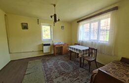 Casa demolabila sau renovabila in Tauti , comuna Floresti