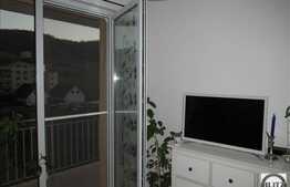 Vanzare 1 camera, 32 mp utili, balcon de 8 mp, zona strazii Eroilor!