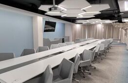 Cladire moderna zona centrala 