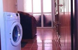 Garsoniera 21 mp, etaj intermediar, centrala proprie, zona Lombului 