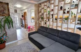 Casa cu  4 camere, 2 parcari, zona centrala Floresti