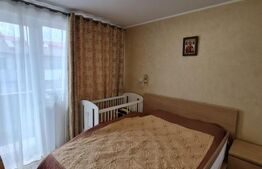 Casa cu  4 camere, 2 parcari, zona centrala Floresti