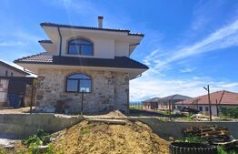 Casa deosebita Dezmir, zona Closca, 150 mp