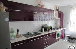 3 camere, 85 mp, balcon, finalizat in 2014! Zona strazii Closca! Cu parcare!