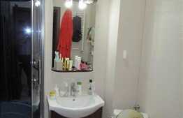 3 camere, 85 mp, balcon, finalizat in 2014! Zona strazii Closca! Cu parcare!