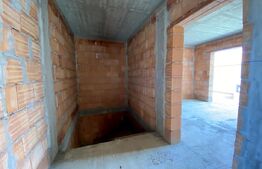 Casă individuală in ansamblu privat, 120 mp utili, zona Aerodrom Dezmir