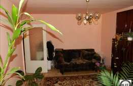 Apartament de vanzare cu 3 camere, decomandate, 64 mp, zona Kaufland din Marasti