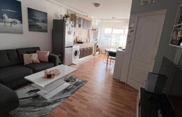 Apartament cu 2 camere, etaj intermediar, zona Florilor