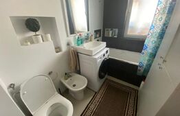 Apartament 2 dormitoare, 50mp, 3 balcoane, parcare, zona Centrala