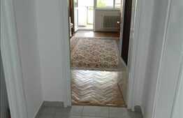 3 camere, decomandat, 70 mp, zona strazii Bucium
