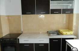 3 camere, decomandat, 70 mp, zona strazii Bucium