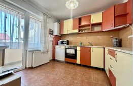 Apartament, 4 camere, 113mp, 2 parcari, 3 balcoane, pod, zona Terra