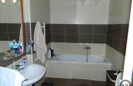 Vanzare apartament 3 camere, 70 mp, decomandat, zona Iulius Mall