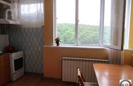 De vanzare garsoniera, 28 mp, boxa subsol, zona strazii Parang