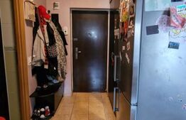 Apartament cu 2 dormitoare, 56.3mp, intermediar, zona Porii