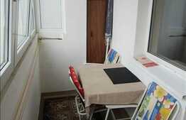 De vanzare apartament 3 camere, 67 mp, decomandat, zona Big