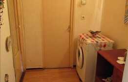 De vanzare apartament 3 camere, 67 mp, decomandat, zona Big