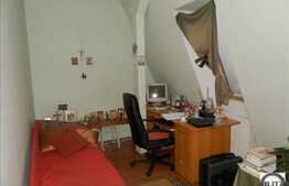 4 camere, 100 mp, decomandat, mobilat, pe doua nivele, zona strazii Pasteur!