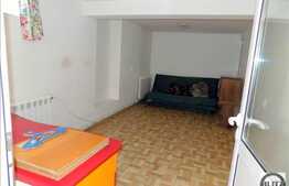 1 camera, 38 mp, parcare, totul nou, zona strazii Andrei Muresanu