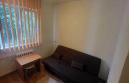 Garsoniera 11mp, etaj intermediar, Zona Hotel Royal