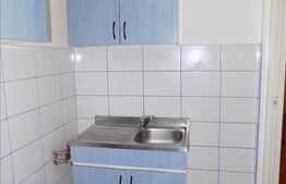 Garsoniera 30 mp, mobilata dragut, balcon inchis, zona Complex Mercur