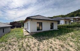 Casa individuala 98 mp, semifinisata, 4 camere,  teren 500 mp,  Popesti