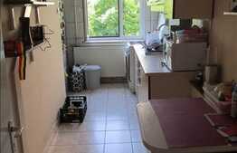 Vanzare apartament 2 camere, 50 mp, boxa subsol, zona strazii Primaverii