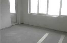 De vanzare 2 camere, 44 mp utili, balcon, semifinisat! Zona Terra! Cu parcare!