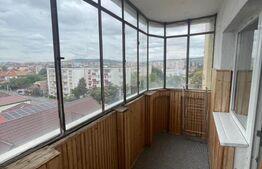 Apartament 4 camere, 92mp - etaj intermediar, Zona Intre Lacuri