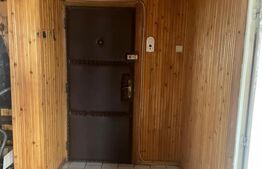 Apartament 4 camere, 92mp - etaj intermediar, Zona Intre Lacuri