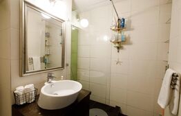 Apartament superb, 2 camere decomandate, etaj intermediar, zona Plaja Grigorescu