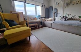 Apartament superb, 2 camere decomandate, etaj intermediar, zona Plaja Grigorescu