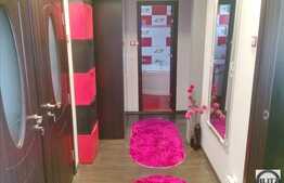 Vanzare apartament 3 camere, 66 mp, boxa, garaj, zona strazii Aurel Vlaicu