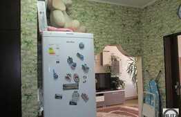 Vanzare 2 camere, 58 mp, balcon de 7 mp, decomandat, zona Porii!