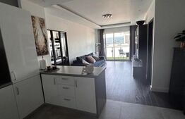 Apartament nou, 55mp, 2 camere, LUX, zona centrala