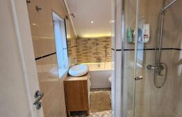 EXCLUSIVITATE! Duplex 4 camere, piscina, 95mp, teren 392mp, zona R.A.R Gilau