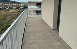 Apartament 3 camere finisat, terasa, Bloc Premium