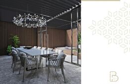 Penthouse de lux cu 4 camere si vedere spre munte