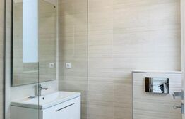 Apartament 3 camere, 80 mp, 2 balcoane, 2 bai, zona UMF