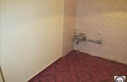 Apartament de vanzare cu 3 camere, 70 mp, finisat, zona strazii Fantanele