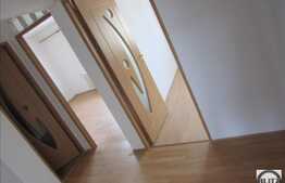 Vanzare apartament 3 camere, 74 mp, decomandat, boxa subsol, zona Calea Manastur