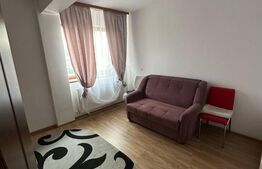 Apartament cu 2 camere decomandat, balcon, etaj 2/5, parcare, zona Petrom 