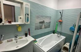 Apartament cu 2 camere decomandat, balcon, etaj 2/5, parcare, zona Petrom 