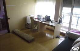 Vanzare apartament 3 camere, 70 mp, complet mobilat, zona Sala Sporturilor