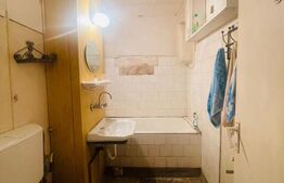 Apartament decomandat de vanzare , etaj intermediar, zona Mehedinti 