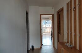 Apartament decomandat de 2 camere, 50mp, etaj intermediar str. Byron
