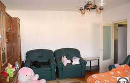 Apartament de vanzare cu 3 camere in zona Billa