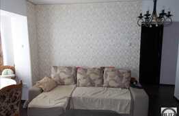 De vanzare apartament 3 camere, 55 mp, boxa subsol, zona Billa